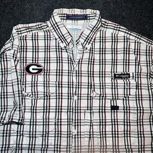 UGA Bulldogs Columbia‎ PFG Super Bonehead Black Plaid Short Sleeve Shirt Mens M